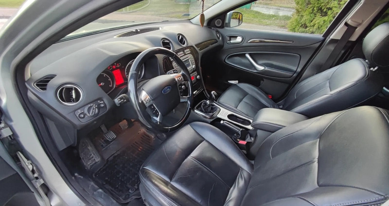 Ford Mondeo cena 14000 przebieg: 158000, rok produkcji 2009 z Radłów małe 154